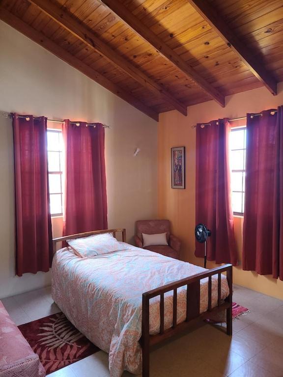 Villa Donamae 2 Story Barbados House à Bridgetown Extérieur photo