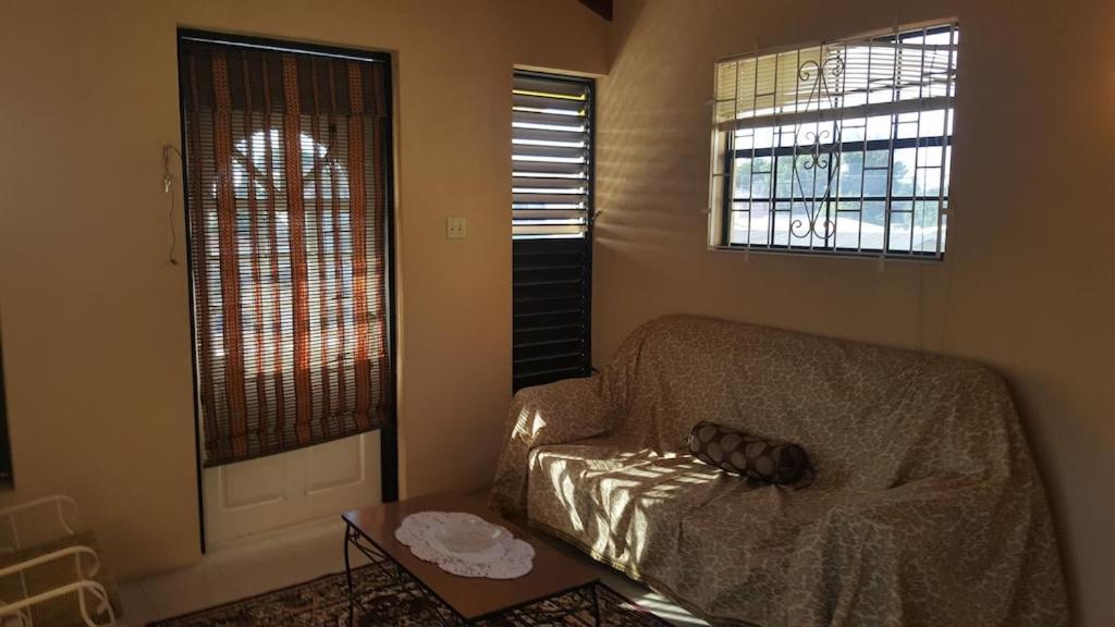 Villa Donamae 2 Story Barbados House à Bridgetown Extérieur photo